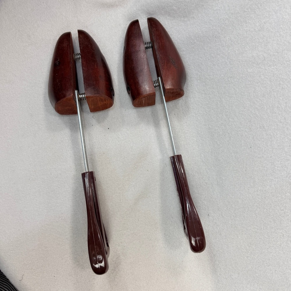 Vintage Rochester Shoe Tree Co Palm Tree Wood Split Toe Shoe Shapers Pair USA